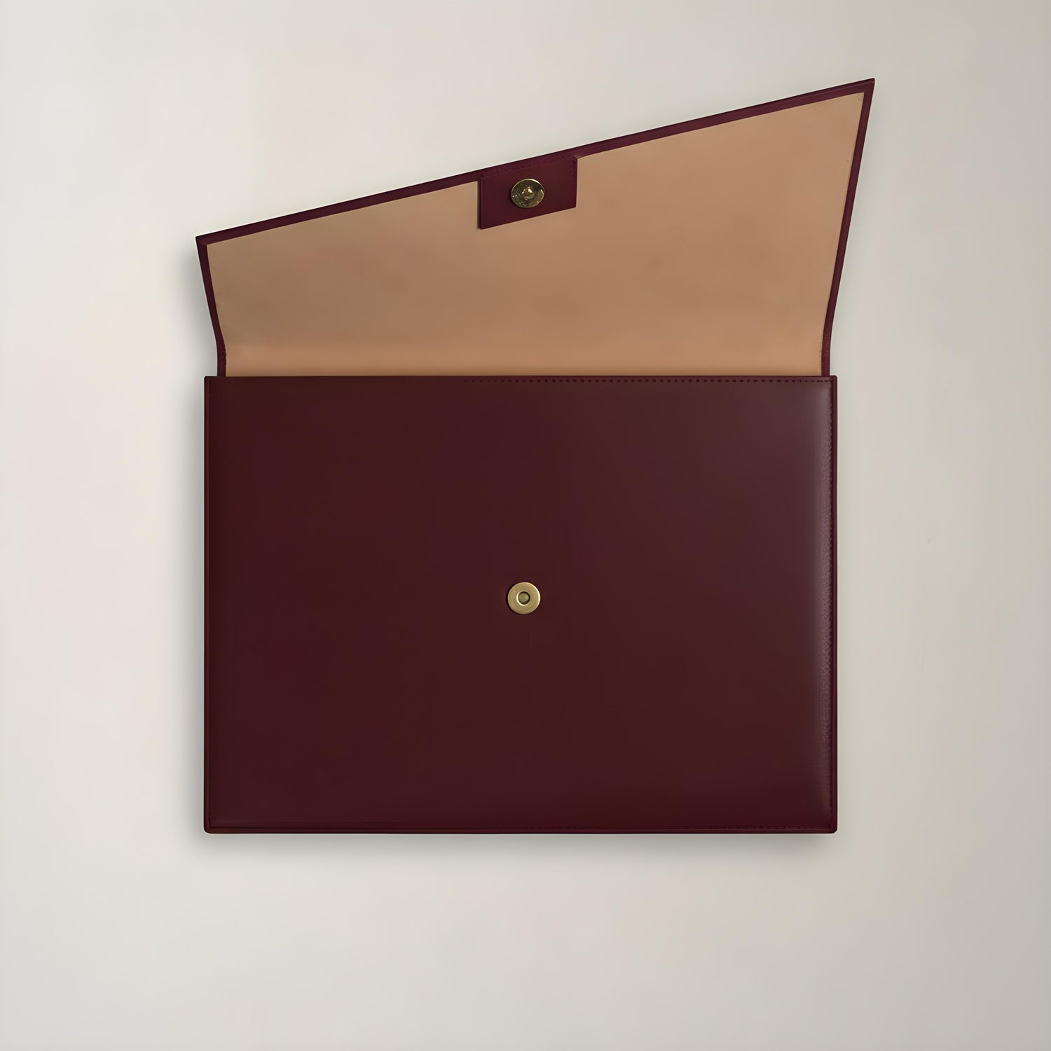 Phase 1: The Signature Leather Laptop Case